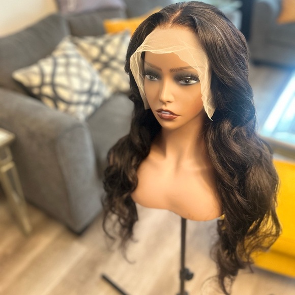 SOLD‼️‼️28in lace front wig - Picture 1 of 6